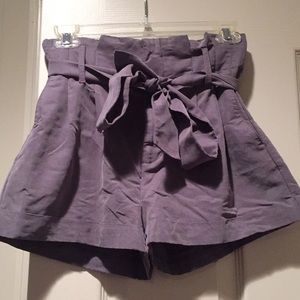 High waisted pleated shorts